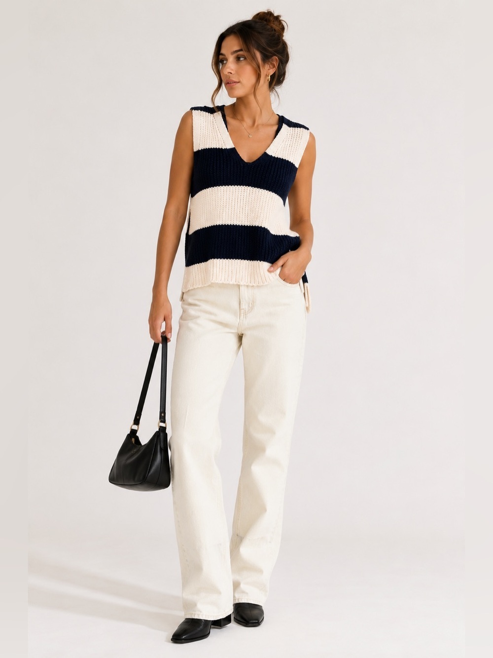 ZARA Striped Knit Sweater Vest Navy Cream Sleeveless V Neck Women’s Medium